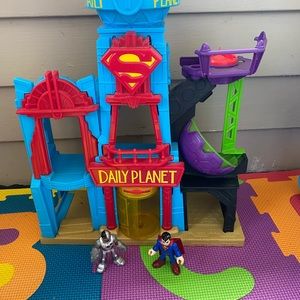 Imaginext Superman daily planet